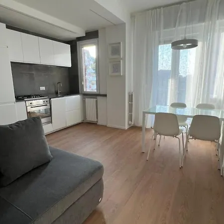 Casa Picasso Con Parcheggio Privato Apartment