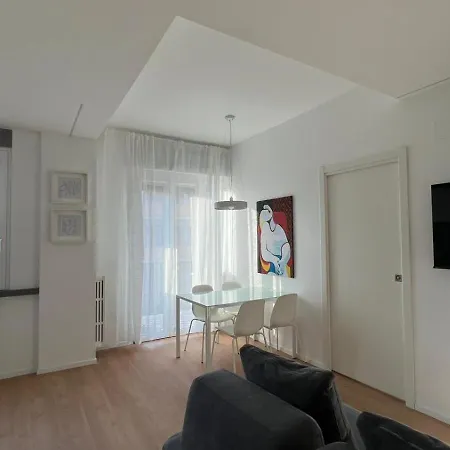 Casa Picasso Con Parcheggio Privato Apartment